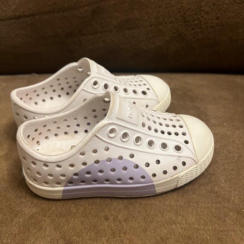 Native Shoes, kids size 5